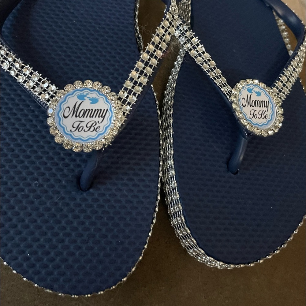Having a boy? Announce it wearing these one of a kind sandals